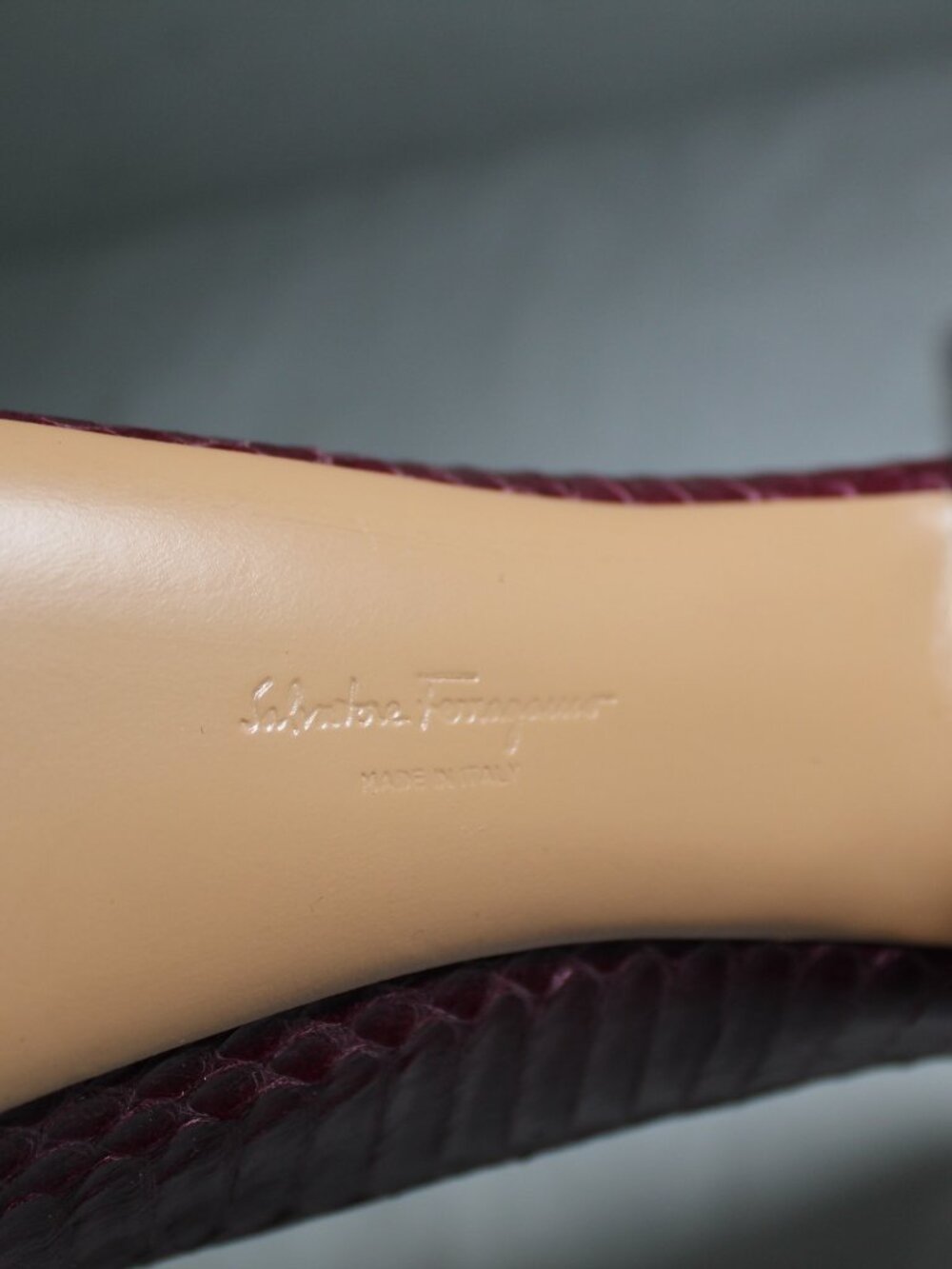 Salvatore Ferragamo Python Embossed Leather Pumps Platform Heels Plum 9.5 - Picture 9 of 10